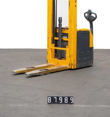 T87989