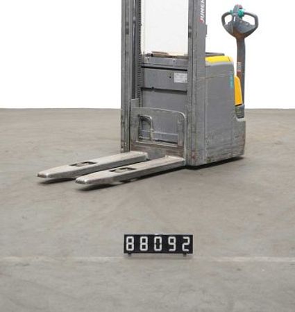 T88092