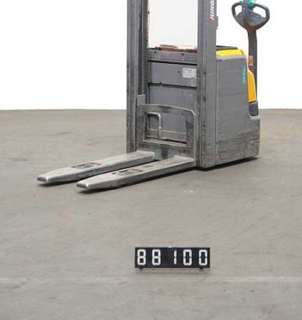 T88100